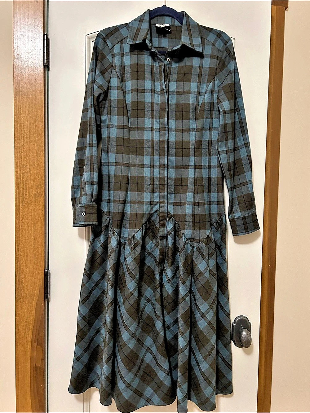 TuckerNuck Isle of Skye Plaid Callahan Shirt Dress Brown & Blue Small